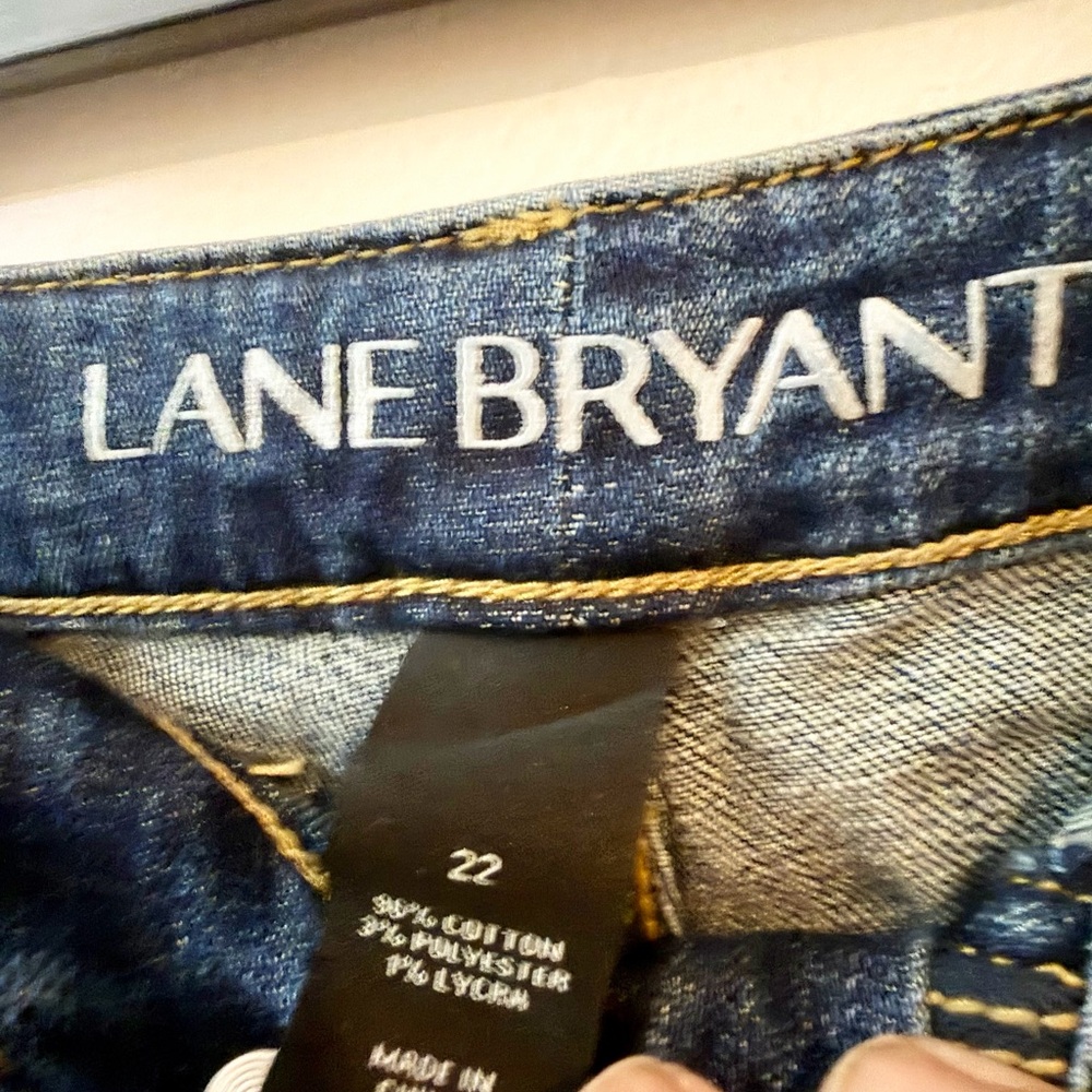 Lane Bryant Size 22 Distressed Blue Jeans with Plaid Accents - Picture 6 of 11